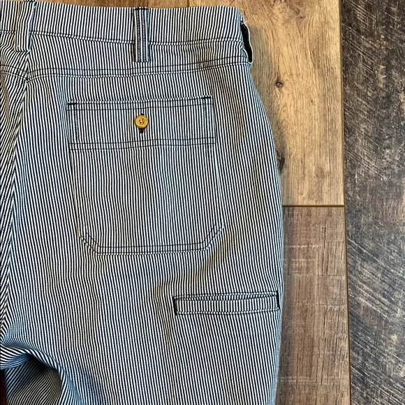 Duluth Trading Co Women’s Carpenter Jean Shorts Size 14 - Picture 6 of 11